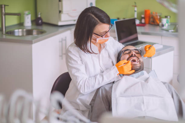 Best Cosmetic Emergency Dentistry in Pingree Grove, IL